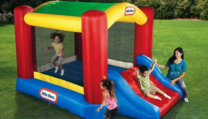 How to Choose a Perfect Inflatable Bounce House